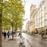 Quiet Flat In Central Paris Le Marais
