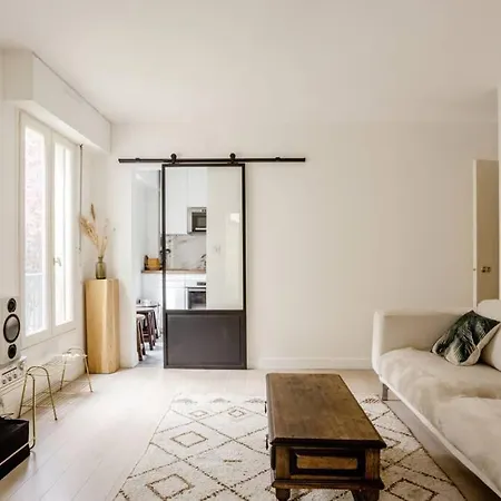 Quiet Flat In Central Paris Le Marais * Parigi